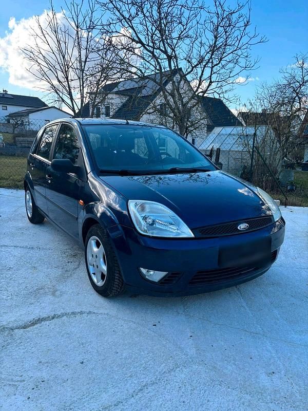 Gebraucht Ford Fiesta 84 PS (61 kW) 2005 Blau Kleinwagen