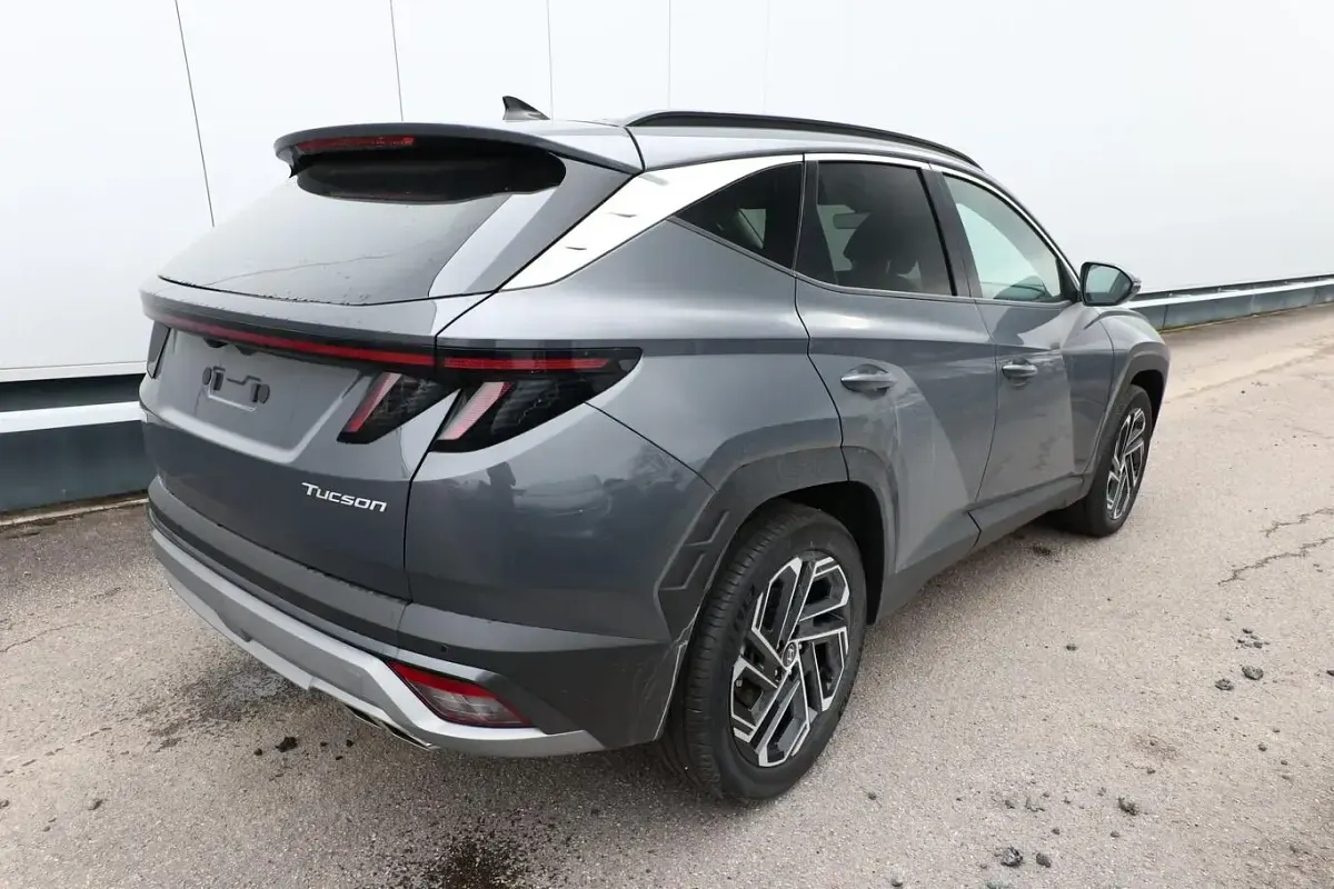 Neu Hyundai Tucson Trend 136 PS (100 kW) 2025 Ecotronic grey mineraleffekt SUV