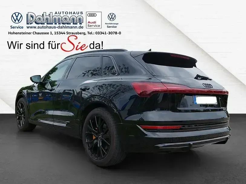 Gebraucht Audi e-tron Black Edition 300 kW (408 PS) 2023 Schwarz SUV