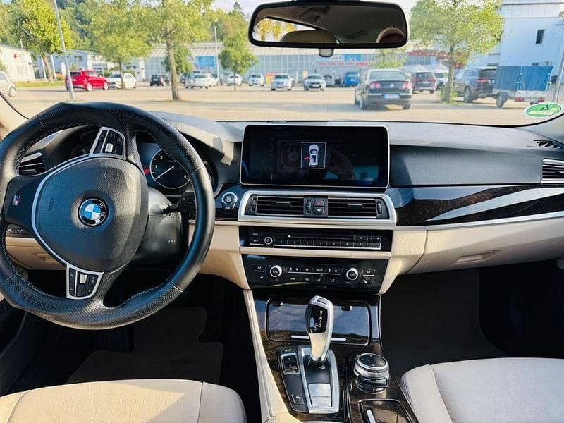 Schwarz Gebraucht 2014 BMW 520 Kombi | 10.995 € (Guter Preis) - Bild 1/4