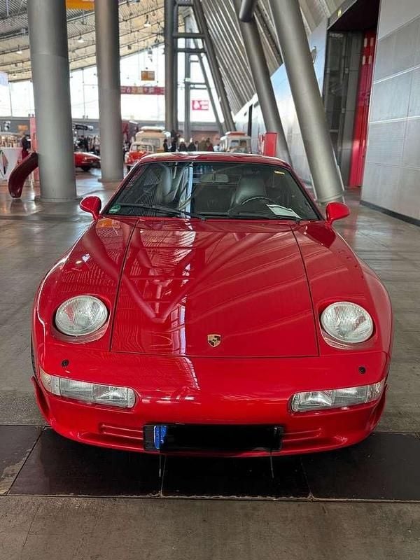 Rot Gebraucht 1994 Porsche 928 Coupé | 55.000 € - Bild 1/4