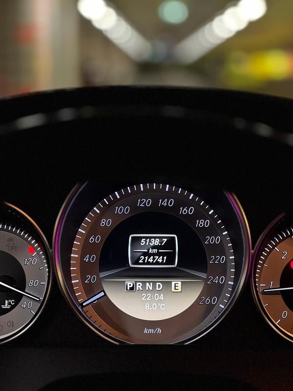 Gebraucht Mercedes C220 170 PS (125 kW) 2012 Silber Coupé