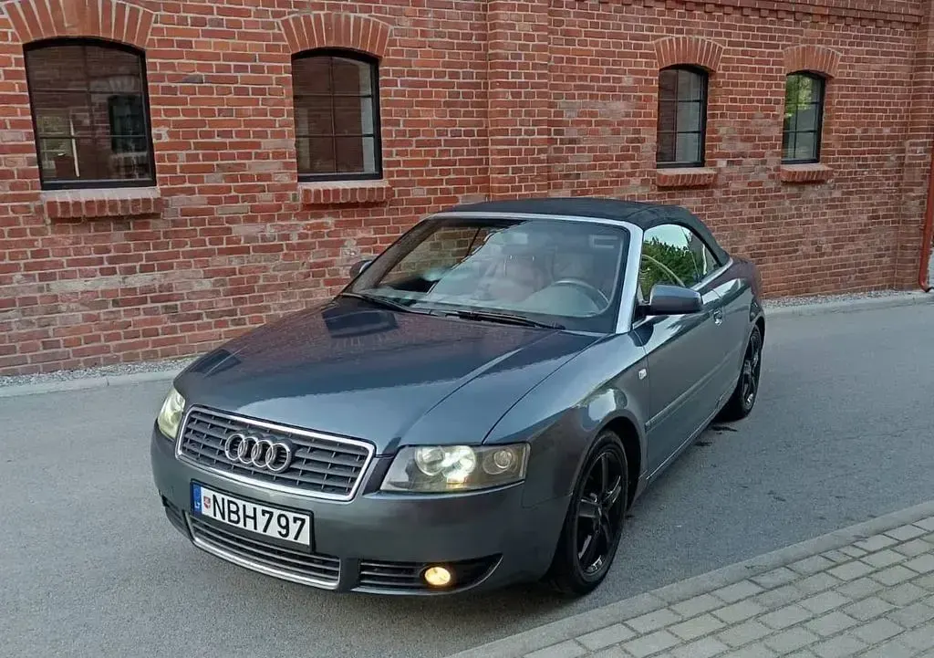 Gebraucht Audi A4 Cabriolet Sport 170 PS (125 kW) 2002 Grau Cabrio