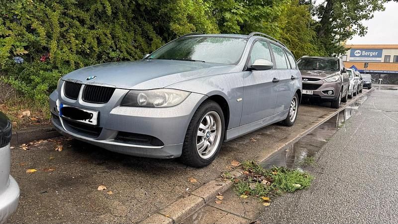 Gebraucht 2006 BMW 320 Kombi | 1.100 € (Guter Preis) - Bild 1/4