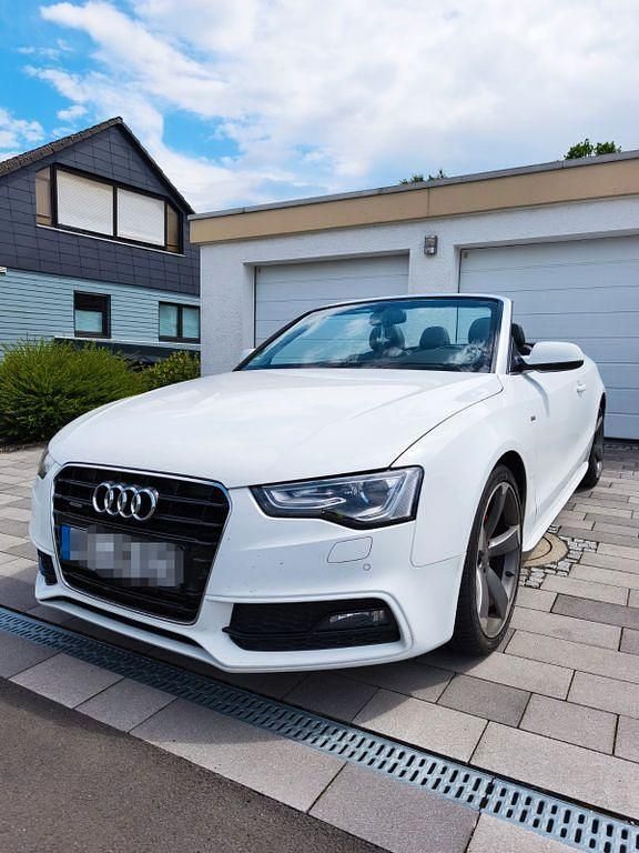 Weiß Gebraucht 2012 Audi A5 Cabriolet S-Line Cabrio | 14.799 € (Etwas zu teuer) - Bild 1/4