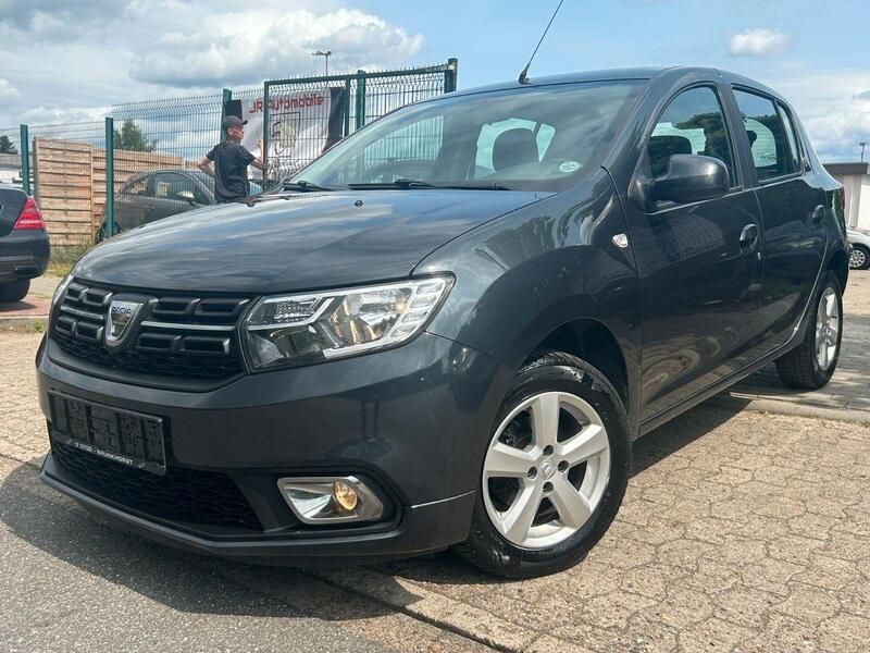 Grau Gebraucht 2018 Dacia Sandero Essentiel Kleinwagen | 4.990 € (Superpreis) - Bild 1/4