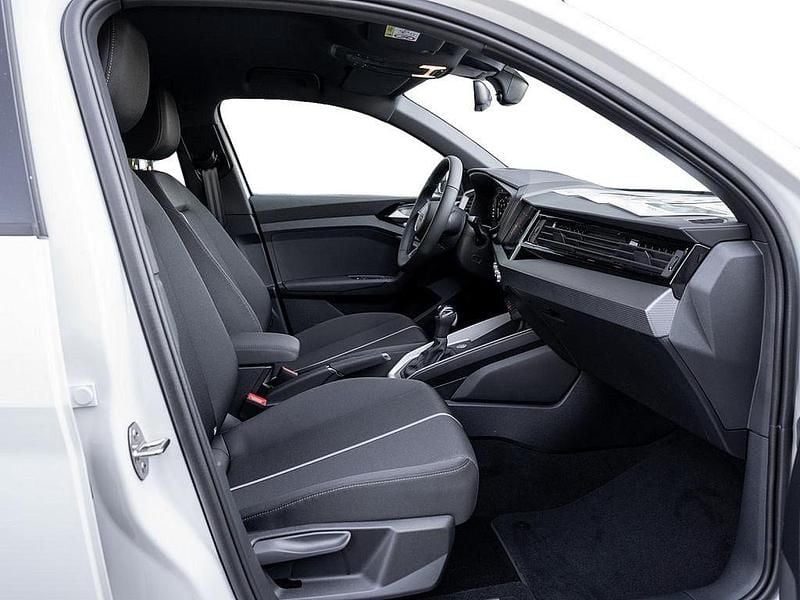Gebraucht Audi A1 Sportback 95 PS (69 kW) 2025 Weiß Kleinwagen