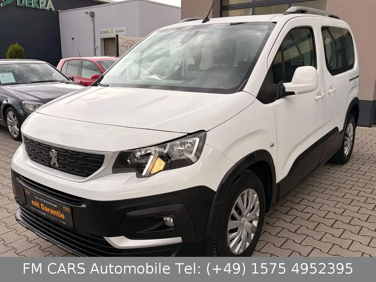 Gebraucht Peugeot Rifter Active 131 PS (96 kW) 2018 Weiß Van / Kleinbus