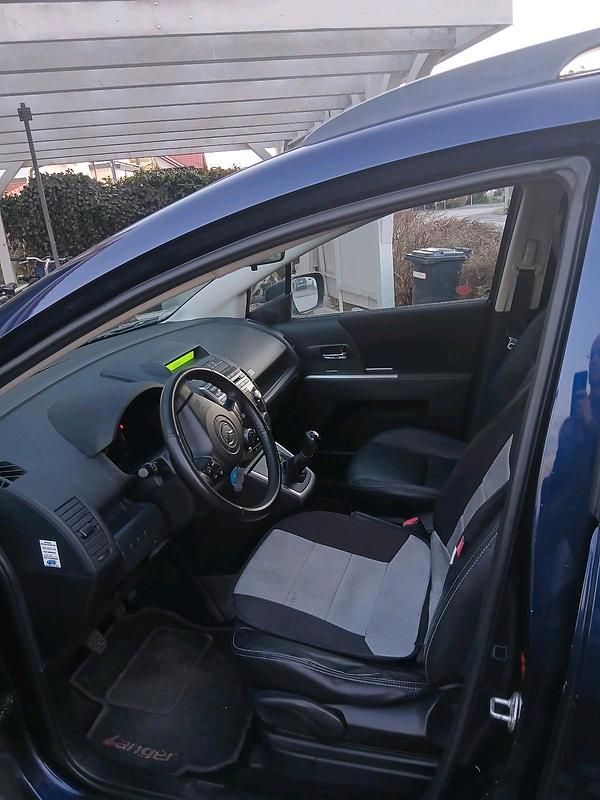 Gebraucht Mazda 5 145 PS (106 kW) 2009 Blau Van / Kleinbus