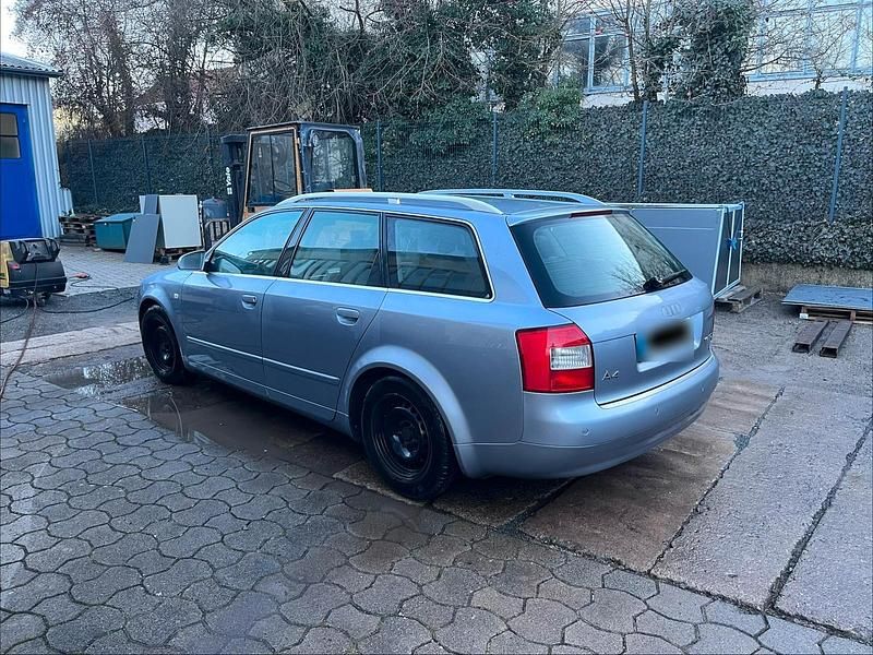 Gebraucht Audi A4 131 PS (96 kW) 2004 Silber Kombi