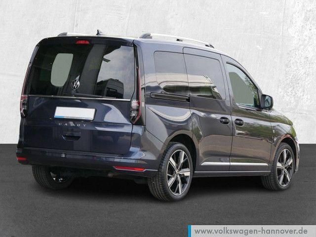 Gebraucht VW Caddy Style 122 PS (89 kW) 2021 Starlight blue metallic Van / Kleinbus