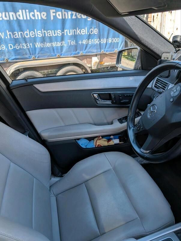 Grau Gebraucht 2010 Mercedes 350 AMG line Kombi | 13.800 € (Fairer Preis) - Bild 1/4