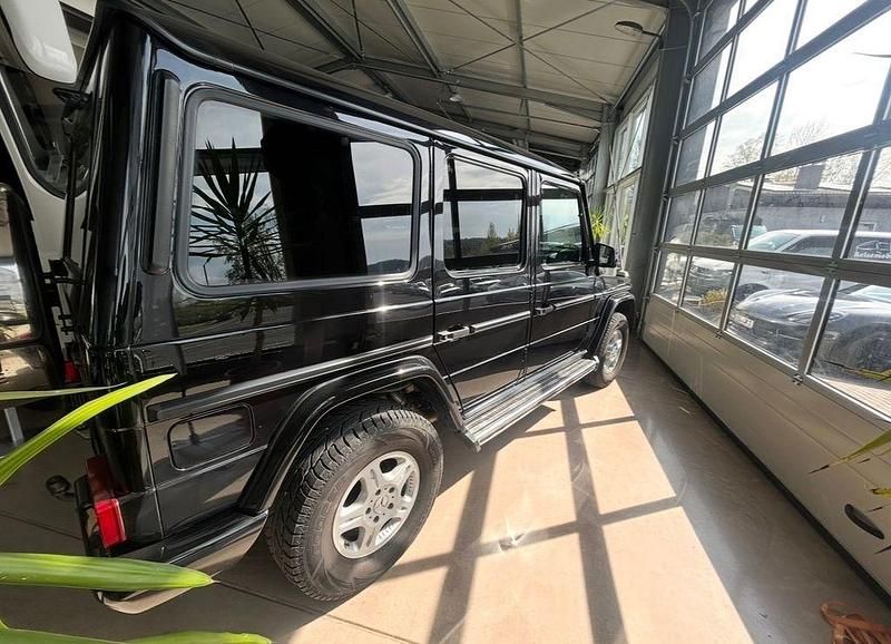 Gebraucht Mercedes G350 211 PS (155 kW) 2012 Schwarz SUV