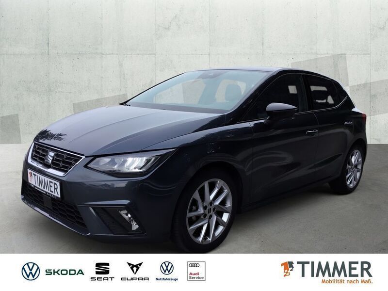 Grau Gebraucht 2024 Seat Ibiza FR-Line Limousine | 17.650 € (Fairer Preis) - Bild 1/4