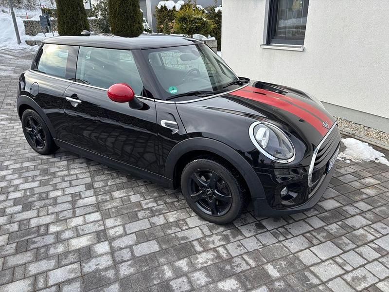 Schwarz Gebraucht 2019 Mini Cooper D Kleinwagen | 14.000 € (Fairer Preis) - Bild 1/4