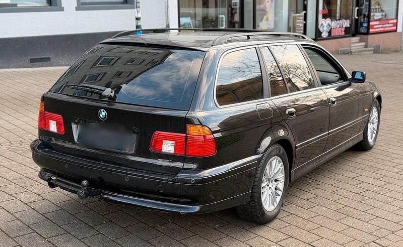 Gebraucht BMW 525 192 PS (141 kW) 2003 Schwarz Kombi