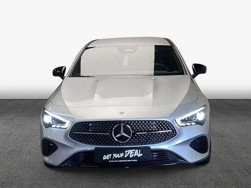 Gebraucht Mercedes CLA180 116 PS (85 kW) 2025 Hightechsilber metallic Limousine