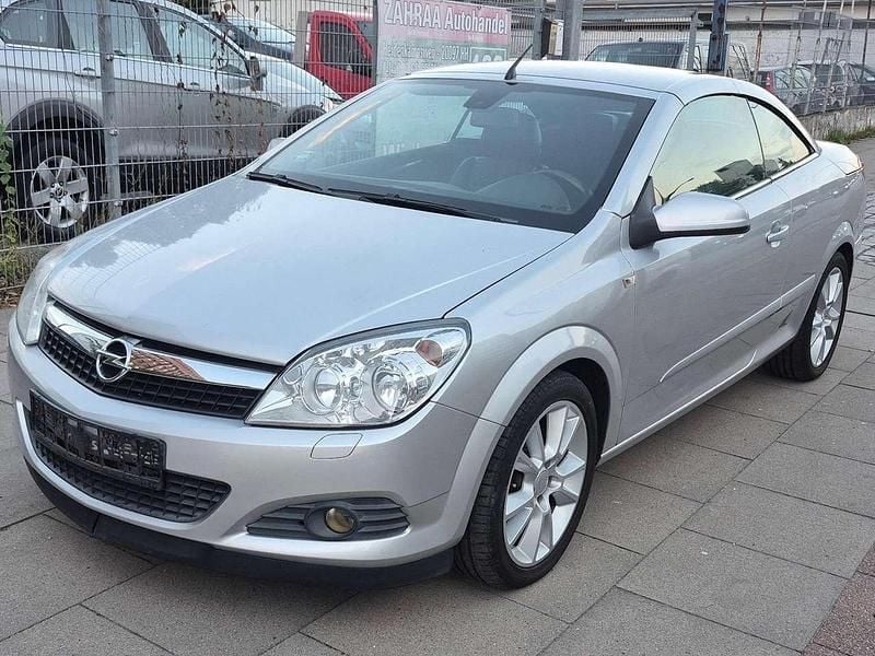 Starsilber iii m2 Gebraucht 2007 Opel Astra Cabriolet Cosmo Cabrio | 2.200 € (Superpreis) - Bild 1/4