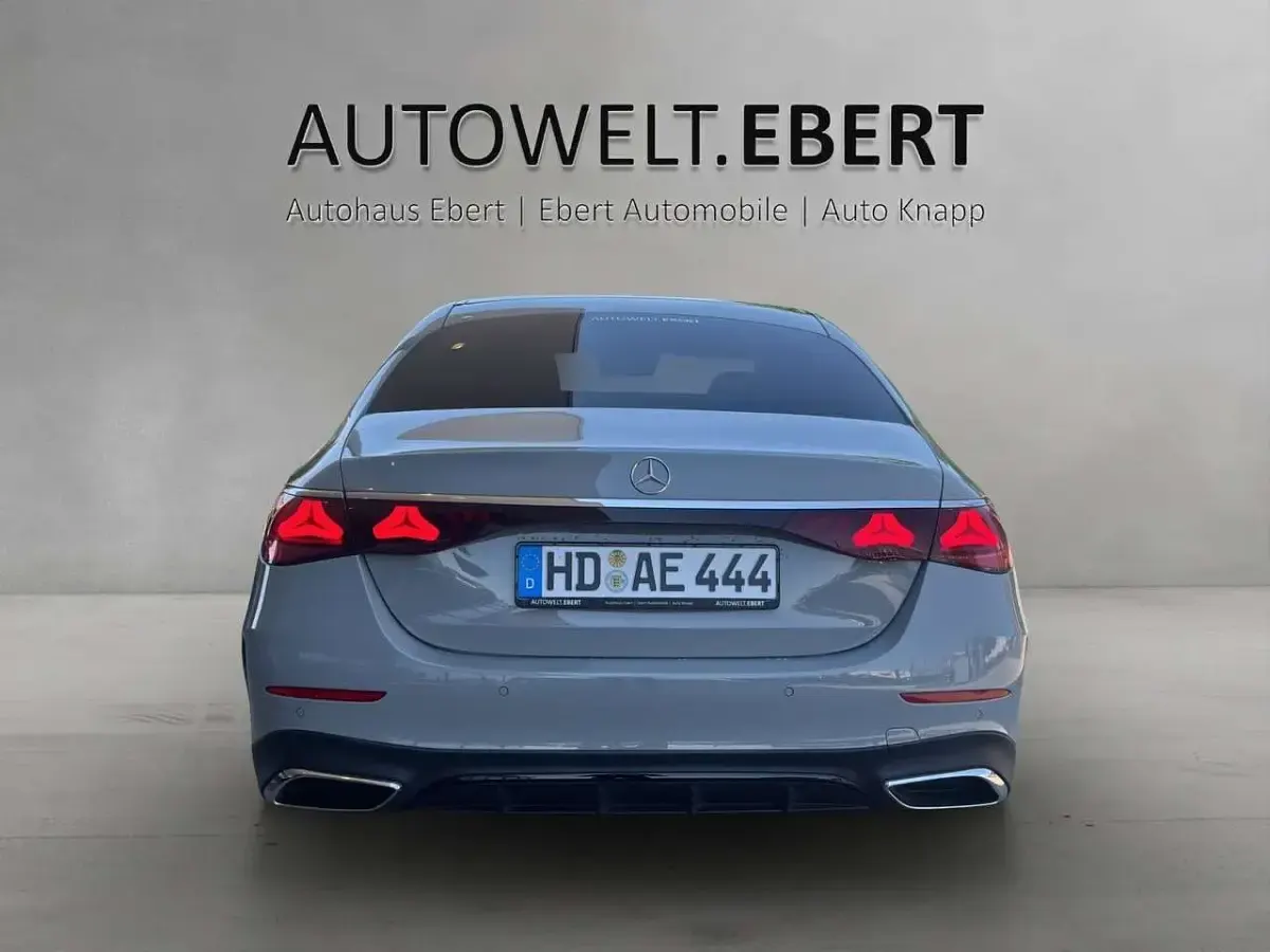 Gebraucht Mercedes E400 AMG 381 PS (280 kW) 2023 Grau Limousine