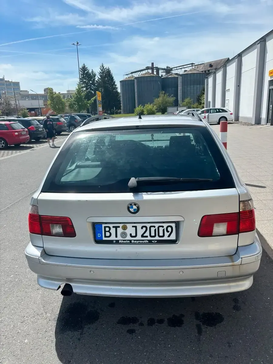 Usata BMW 520 170 CV (125 kW) 2001 Argento Station wagon