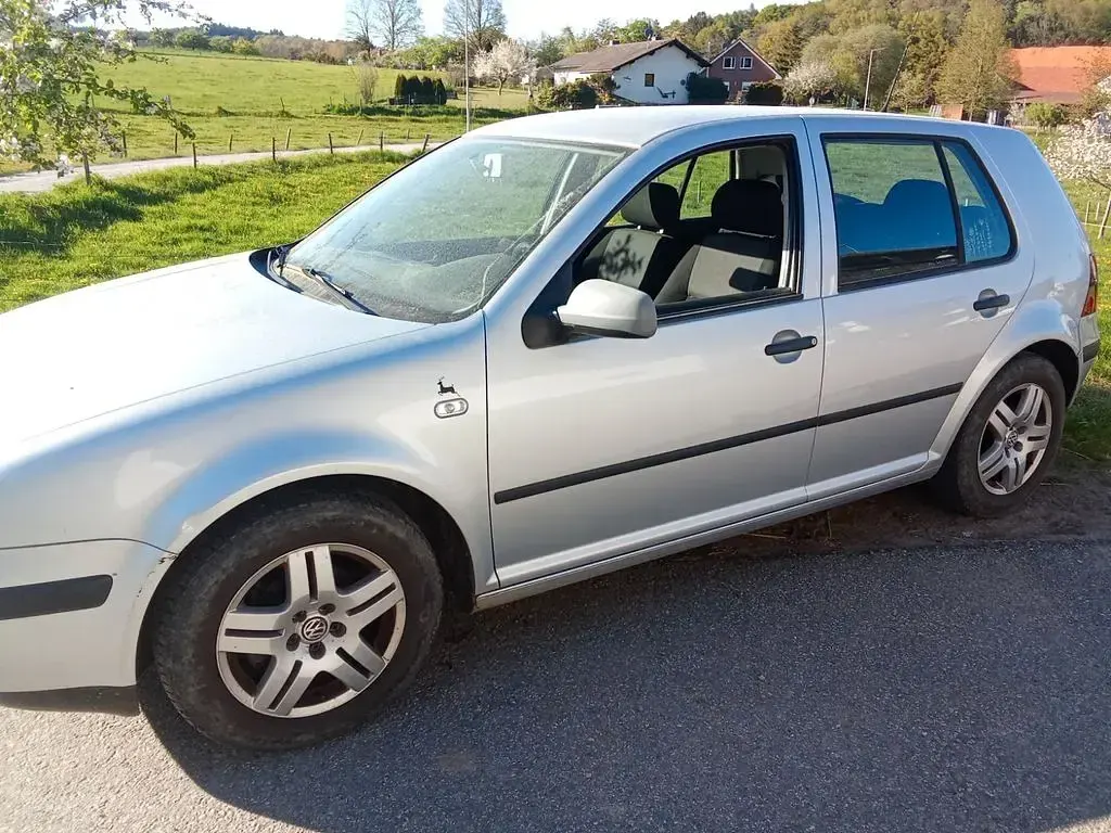 Gebraucht VW Golf IV Edition 75 PS (55 kW) 2001 Silber Limousine