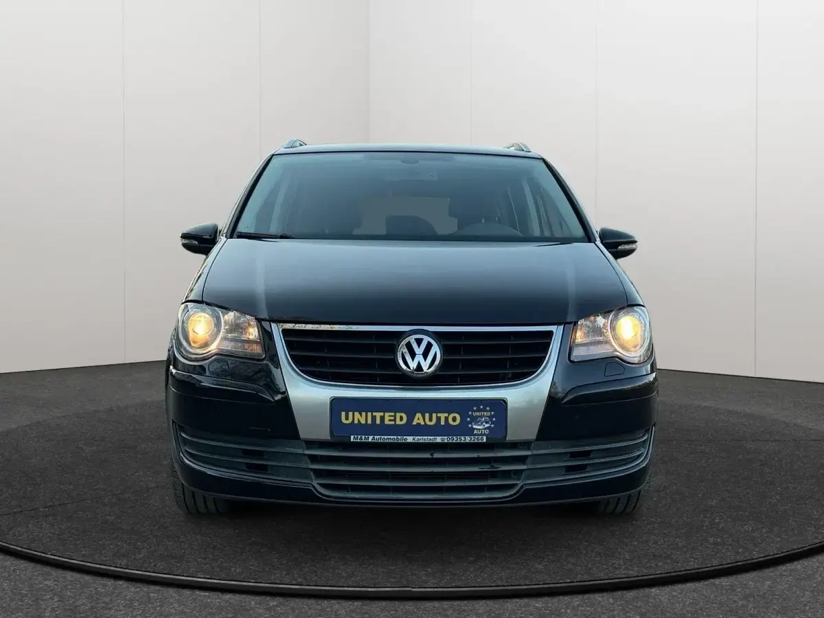 Gebraucht VW Touran Freestyle 140 PS (102 kW) 2010 Schwarz Van / Kleinbus