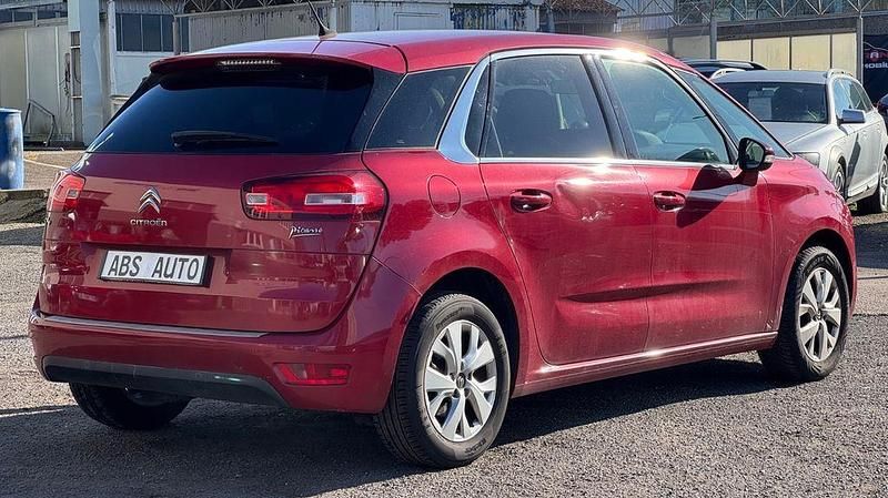 Gebraucht Citroën C4 SELECTION 131 PS (96 kW) 2016 Rot SUV