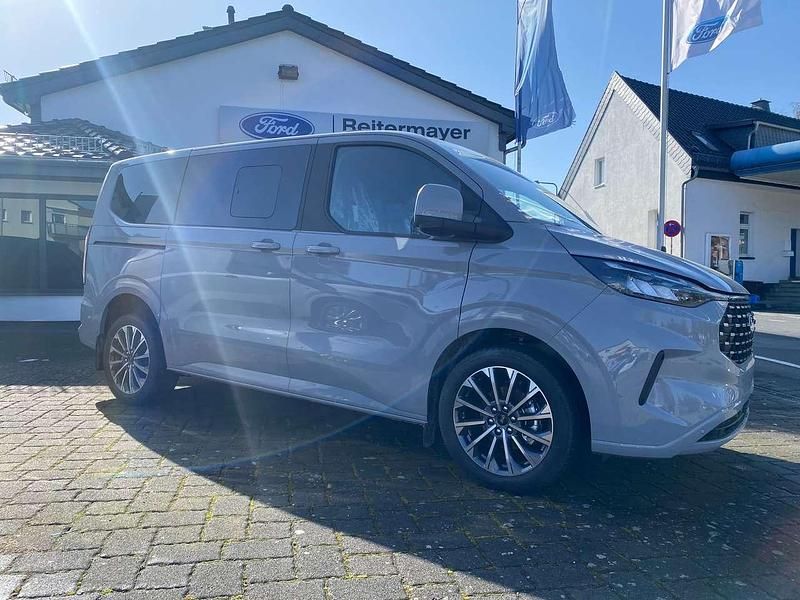 Gebraucht Ford Tourneo Custom Titanium X 170 PS (125 kW) 2026 Grey matter Van