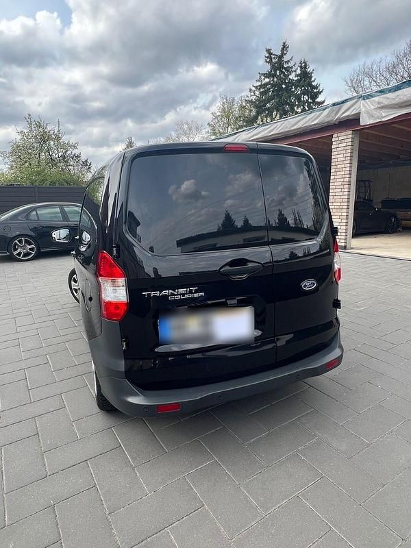 Second-hand Ford Transit 75 CP (55 kW) 2021 Negru Monovolum