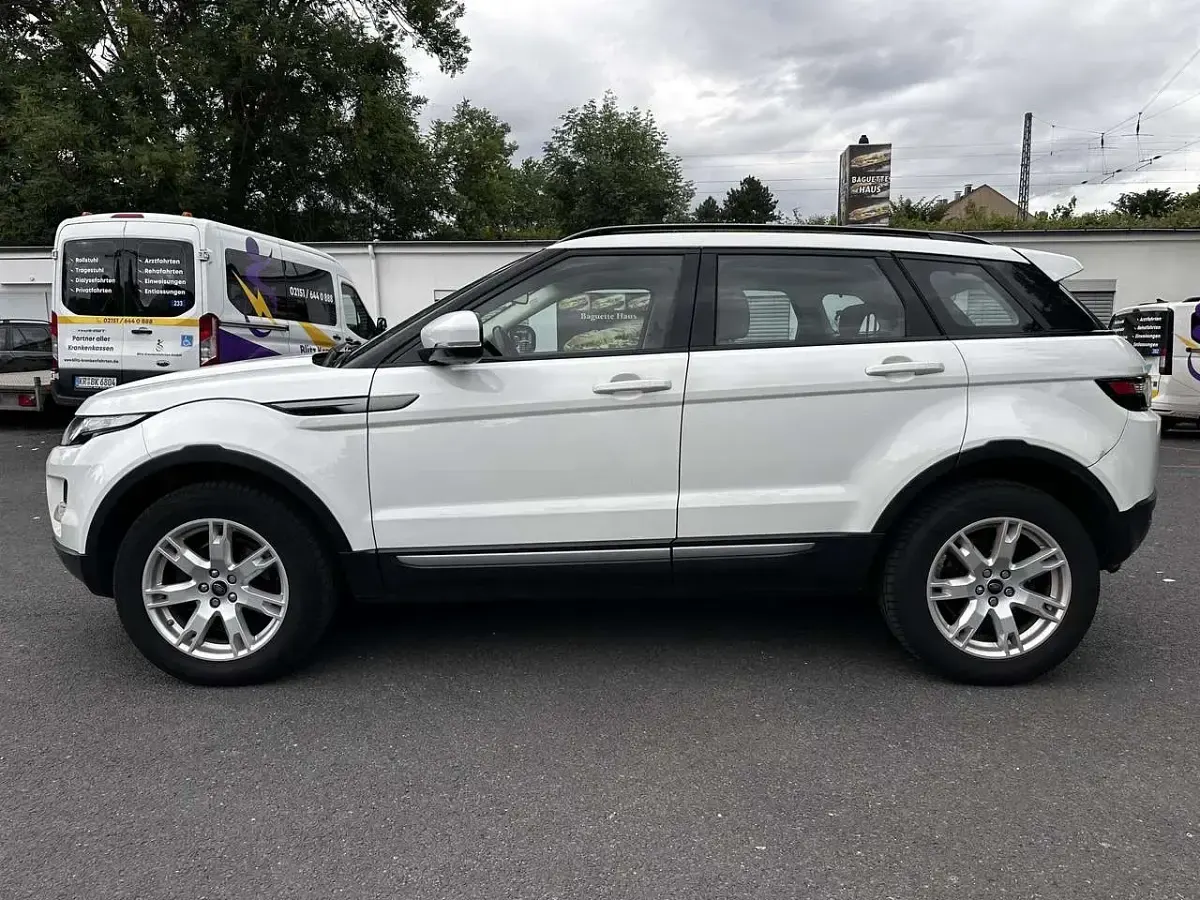 Gebraucht Land Rover Range Rover evoque Pure 150 PS (110 kW) 2012 Weiß SUV