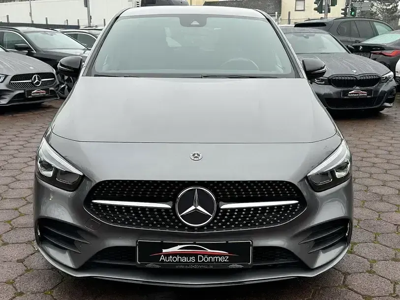 Gebraucht Mercedes B200 AMG line 150 PS (110 kW) 2019 Grau Kleinwagen