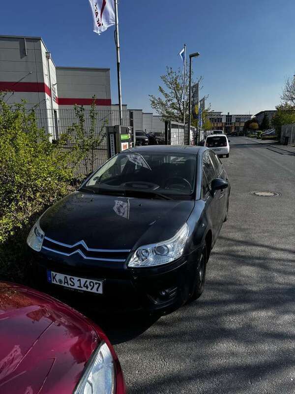 Gebraucht 2009 Citroën C4 Style Limousine | 1.500 € (Teuer) - Bild 1/4