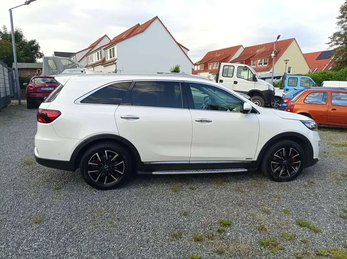 Gebraucht Kia Sorento GT-Line 200 PS (147 kW) 2019 (swp) snow white pearl met SUV