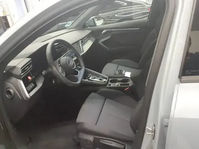 Gebraucht Audi A3 Advanced Plus 150 PS (110 kW) 2025 Pfeilgrau perleffekt