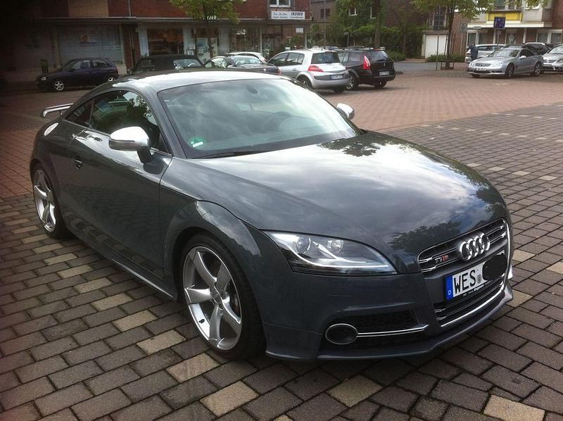 Grau Gebraucht 2014 Audi TTS Competition Coupé | 23.300 € (Etwas zu teuer) - Bild 1/4