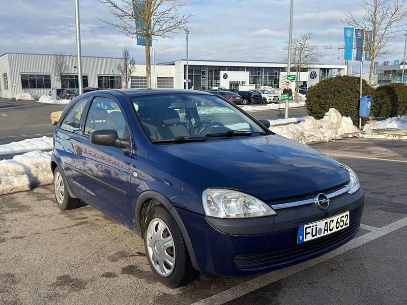 Blau Gebraucht 2003 Opel Corsa Limousine | 550 € (Superpreis) - Bild 1/4