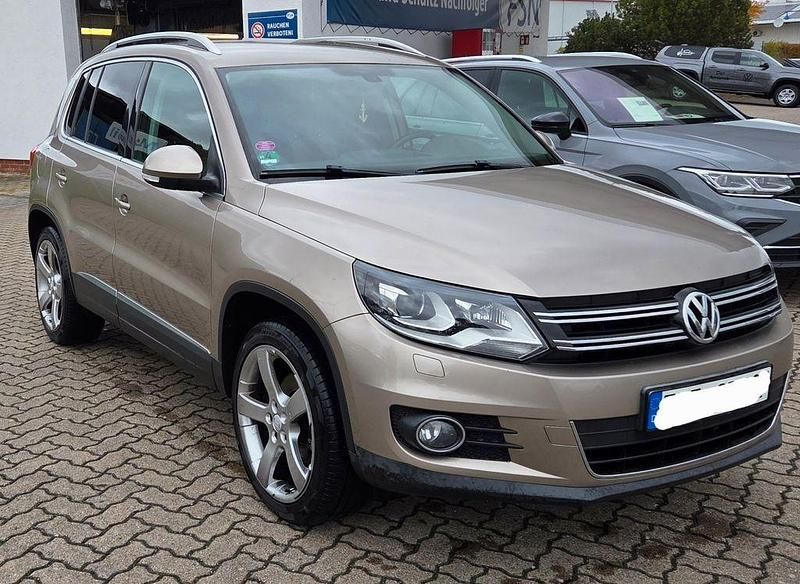 Gebraucht VW Tiguan Sportline 140 PS (102 kW) 2012 Beige SUV