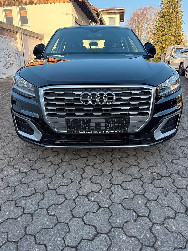 Gebraucht Audi Q2 Sport 115 PS (84 kW) 2018 Schwarz SUV