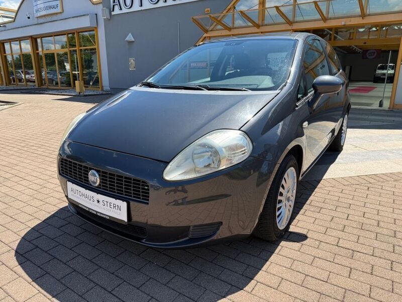 Colore esterno (grigio pessimo Gebraucht 2007 Fiat Grande Punto Kleinwagen | 1.990 € (Fairer Preis) - Bild 1/4