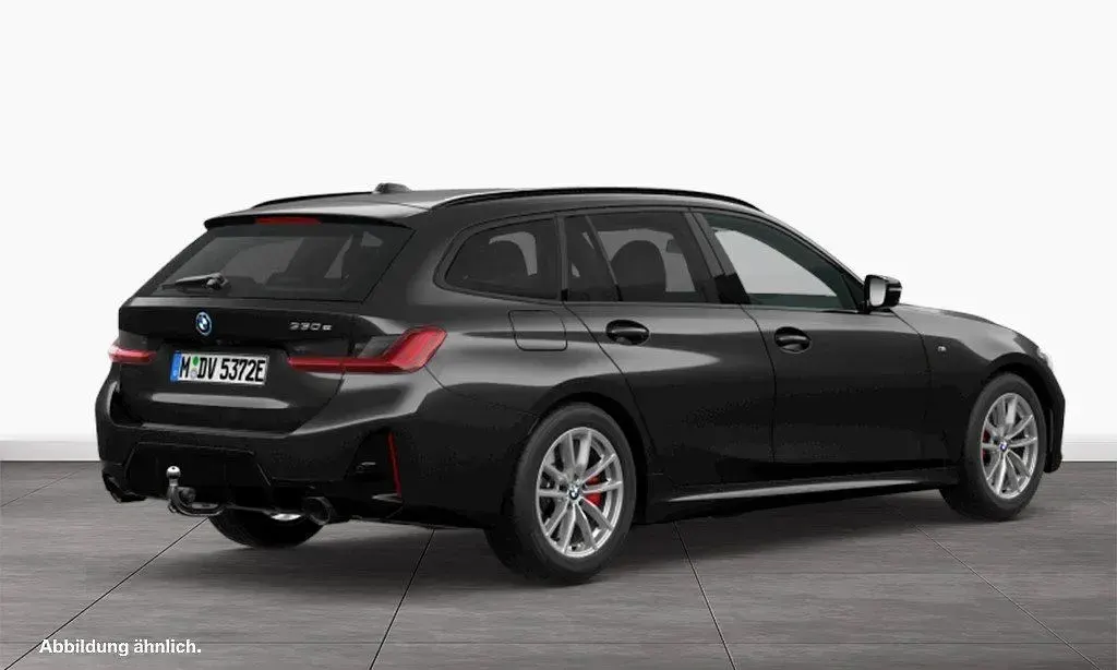 Gebraucht BMW 330 M Sport 292 PS (214 kW) 2025 Schwarz Kombi