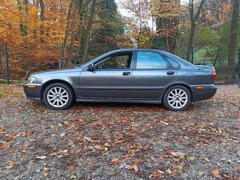 Gebraucht Volvo S40 136 PS (100 kW) 2001 Grau Limousine