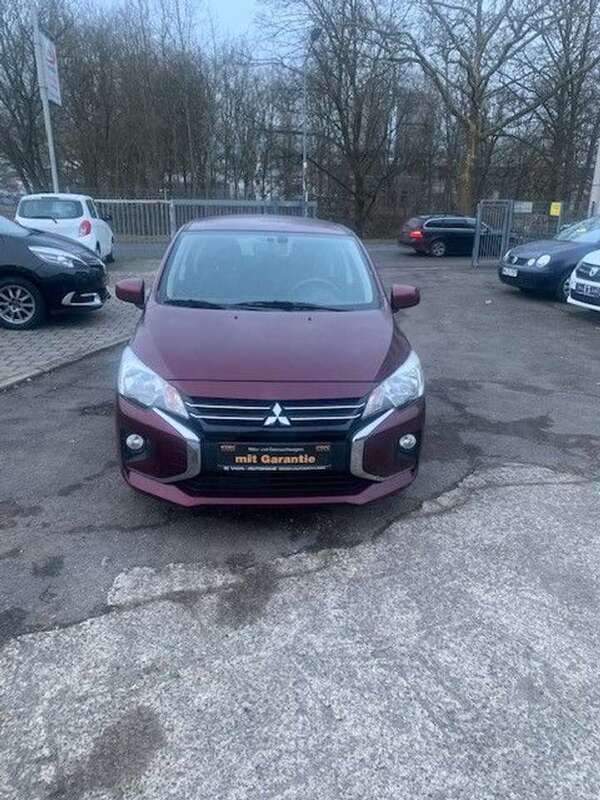 Bordeauxrot (p) Gebraucht 2020 Mitsubishi Space Star Kleinwagen | 10.450 € - Bild 1/4