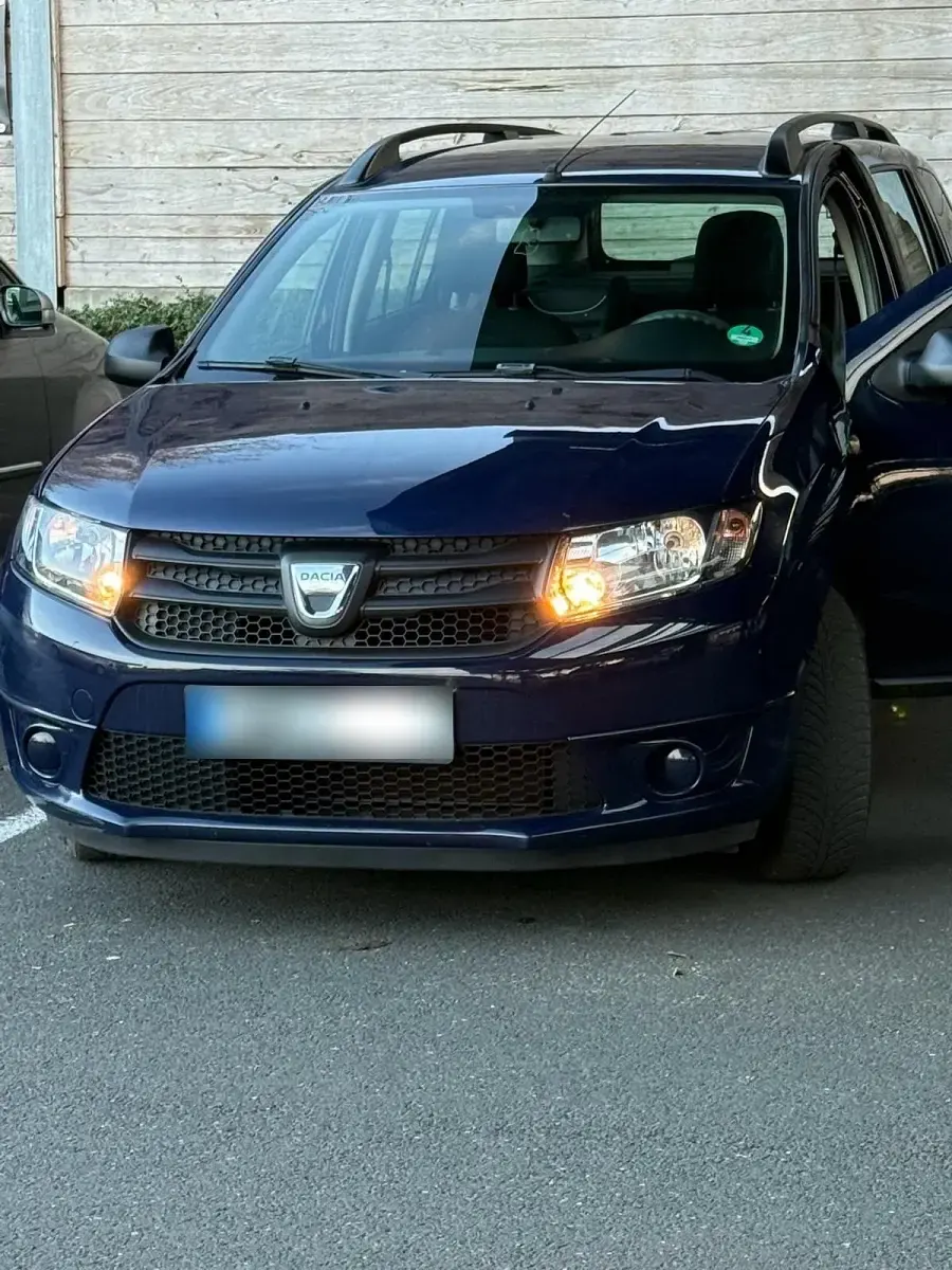 Occasion Dacia Logan 75 ch (55 kW) 2015 Bleue Break