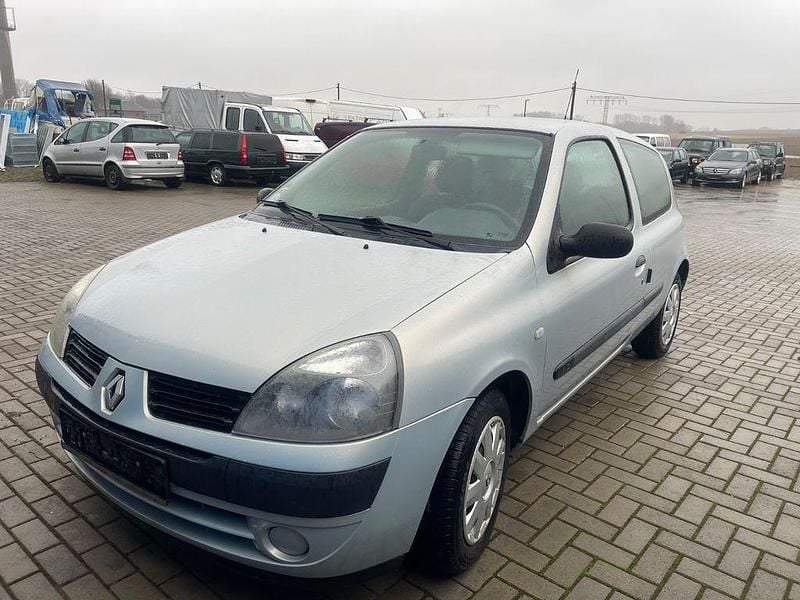 Gebraucht Renault Clio II Authentique 58 PS (42 kW) 2004 Silber Limousine