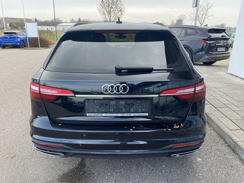 Gebraucht Audi A4 150 PS (110 kW) 2022 Schwarz Kombi