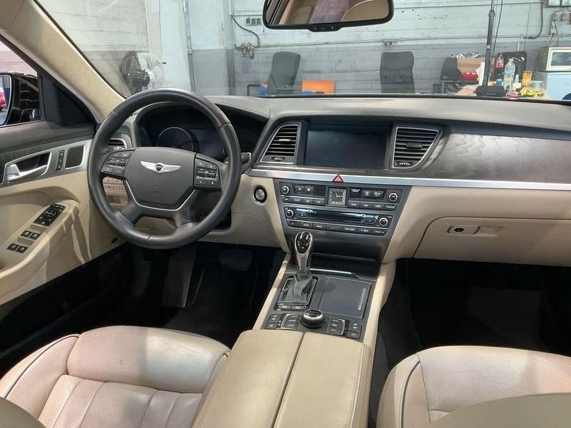 Gebraucht Hyundai Genesis 315 PS (231 kW) 2016 Schwarz Limousine