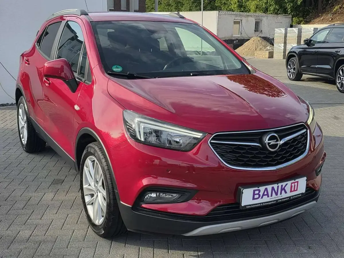 Gebraucht Opel Mokka X S 116 PS (85 kW) 2018 Orientrot/velvet red met SUV