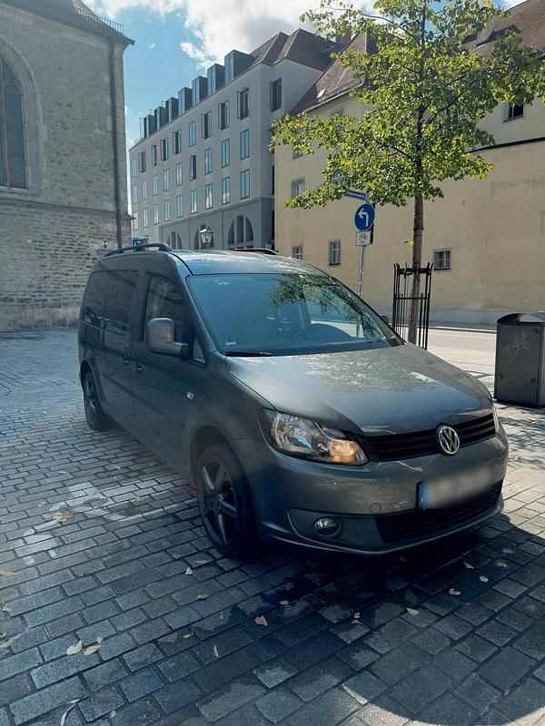 Grau Gebraucht 2011 VW Caddy Maxi Van / Kleinbus | 6.800 € (Superpreis) - Bild 1/4