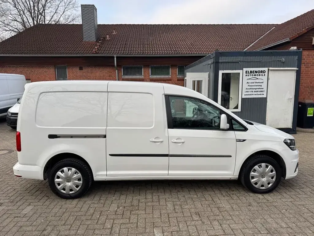 Second-hand VW Caddy 102 CP (75 kW) 2019 Alb Monovolum