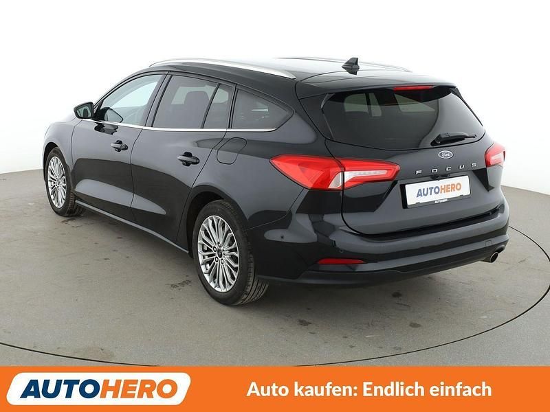 Gebraucht Ford Focus Titanium 150 PS (110 kW) 2020 Schwarz Kombi